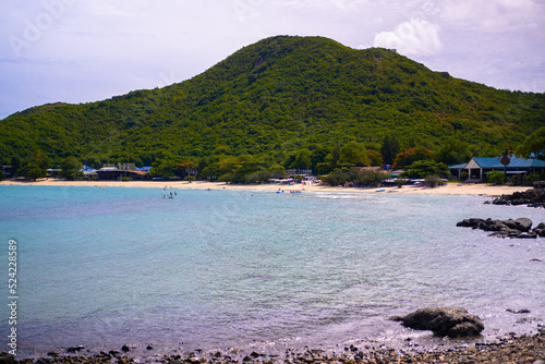 Thian Beach at Larn island (Koh Larn). Beautiful of sea at Chonburi, Thailand. photo