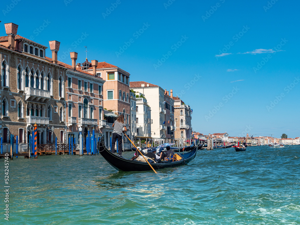 Romantische Gondelfahrt in Venedig