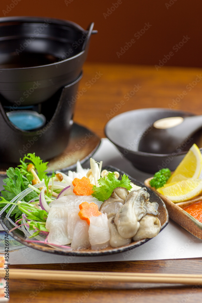 魚と牡蛎の小鍋