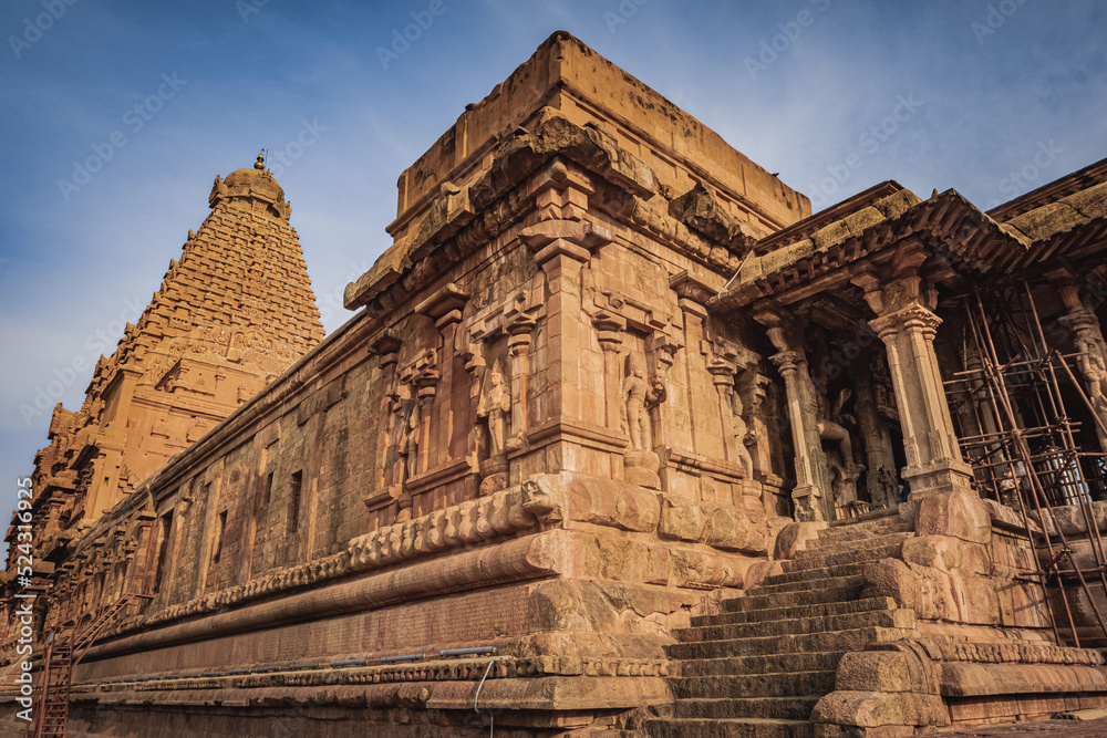 Tanjore Big Temple or Brihadeshwara Temple was built by King Raja Raja Cholan in Thanjavur, Tamil Nadu. It is the very oldest & tallest temple in India. This temple listed in UNESCO's Heritage Site.