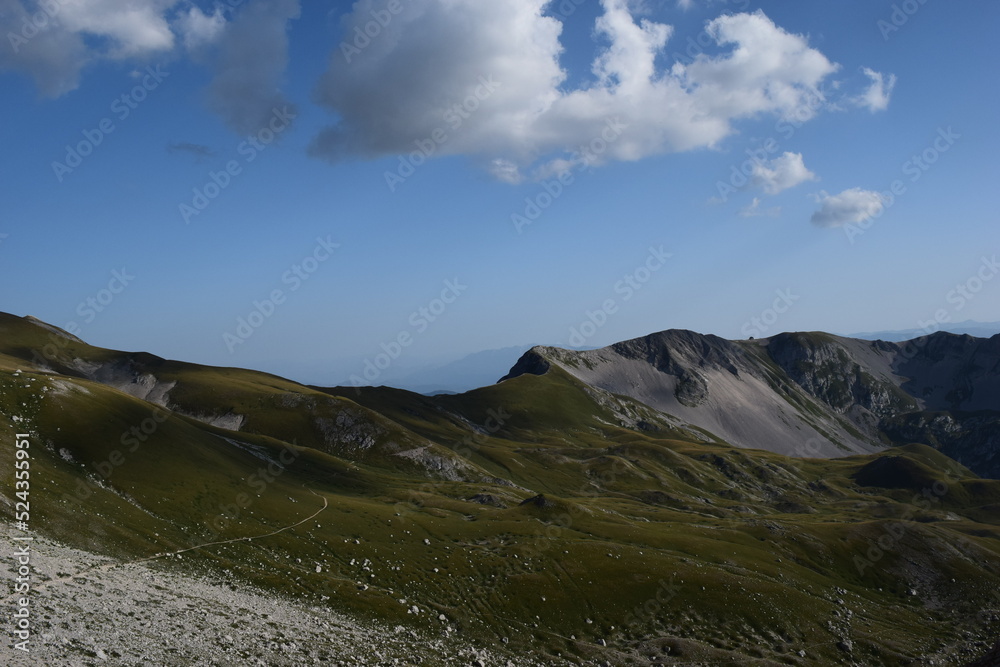 Mountain landscapes Mountain landscapes