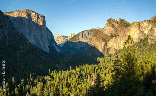 Yosemite Valley just before sunset, from Tunnel View viewpoint