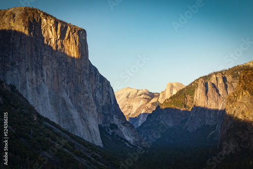 Yosemite Valley just before sunset, from Tunnel View viewpoint