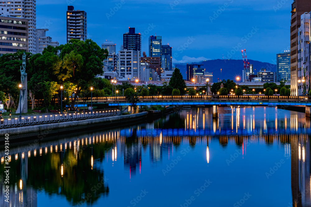 Naklejka premium 大阪リフレクション夜景