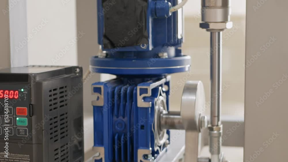 pneumatic motor rotates piston, mechanical machine. pneumatic motor rotates piston, mechanical machine.