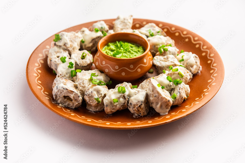 vegetarian soya malai chap made using soya chaap with white creamy gravy vegetarian soya malai chap made using soya chaap with white creamy gravy