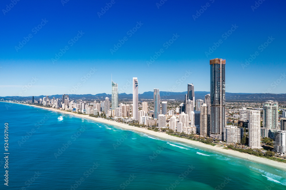 Obraz premium Aerial view of the stunning Gold Coast skyline