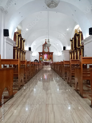 Interior de la Iglesia Catolica en San Andres Xecul, departamento de Totonicapan en Guatemala. photo