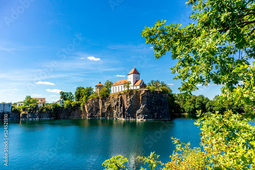 Wallpaper Mural Sommerliche Entdeckungstour an der Bergkirche Beucha bei Leipzig - Sachsen - Deutschland Torontodigital.ca