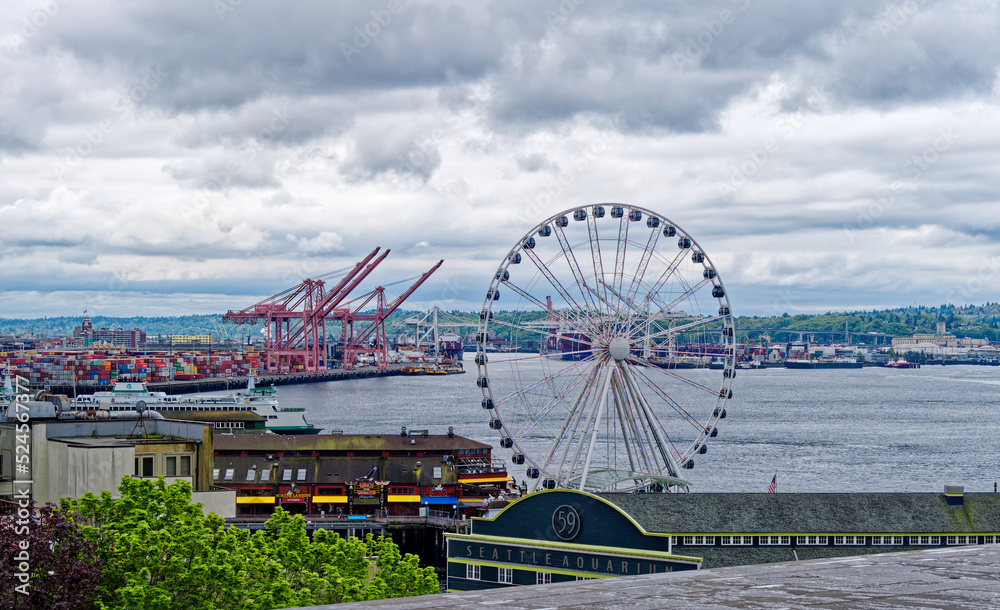 Obraz premium Ferris Wheel on Seattle Waterfront
