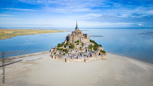 Le Mont-Saint-Michel photo