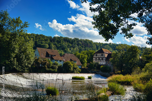 Fluss im Sommer