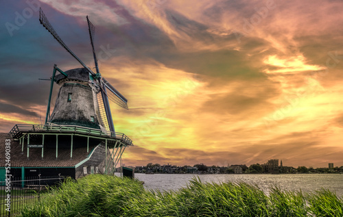 Verfmolen 'De Kat' windmill (Zaandam, Netherlands)
