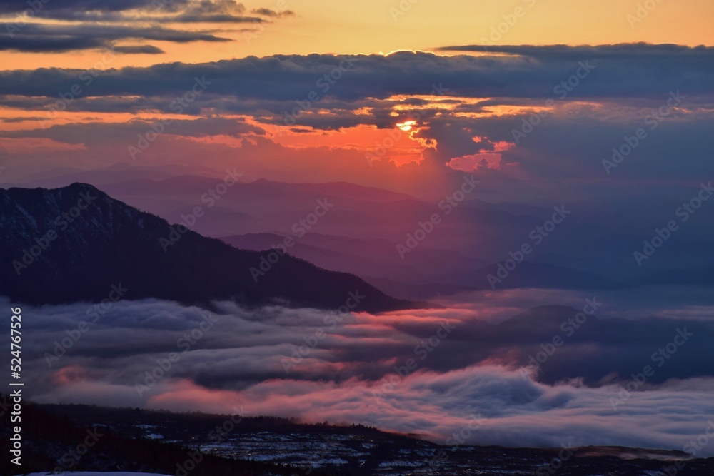 Fototapeta premium Sunset scenery in Tateyama alpine, Japan