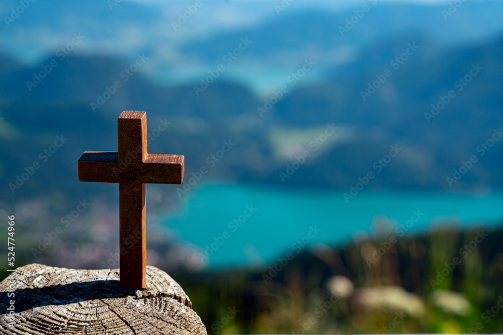 Cross on Lake Austria Cross on Lake Austria