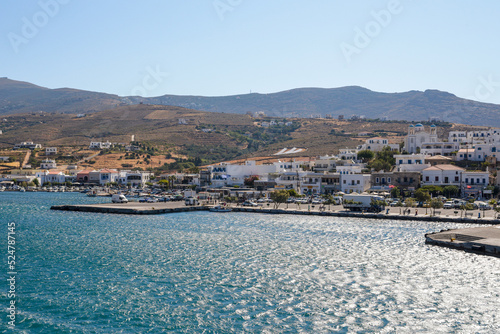 Fototapeta Naklejka Na Ścianę i Meble -  gavrio city and port in andros island greece