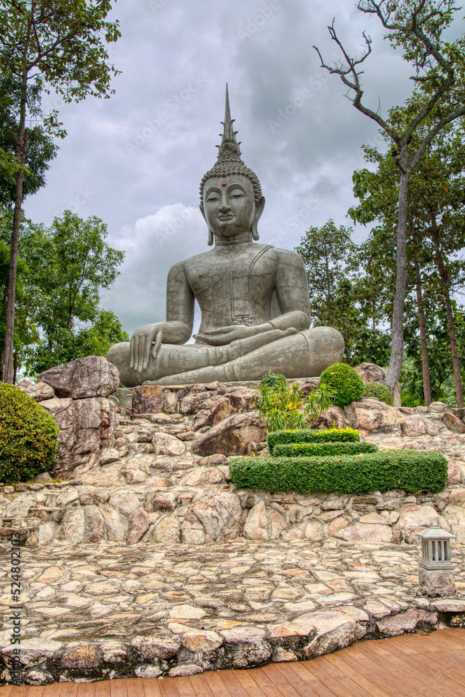 buddha statue