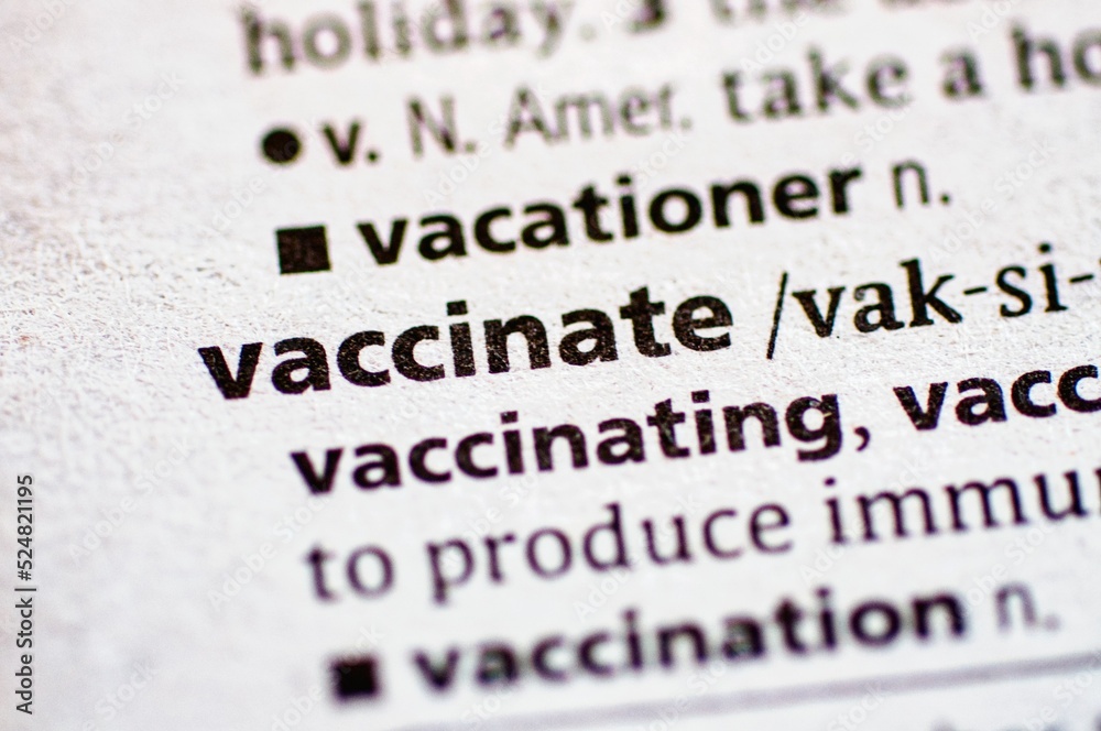 Obraz premium dictionary definition highlighted vaccinate