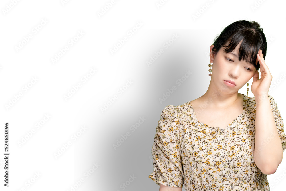 頭を手で押さえる女性 Stock 写真 | Adobe Stock