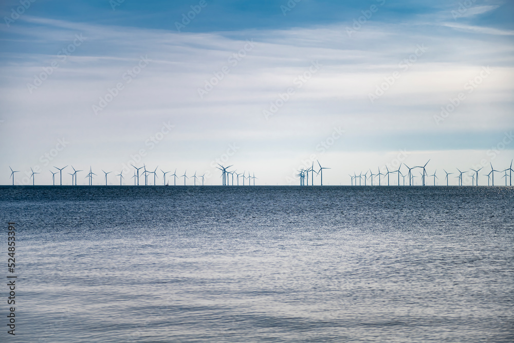 Windkraft im IJsselmeer Niederlande