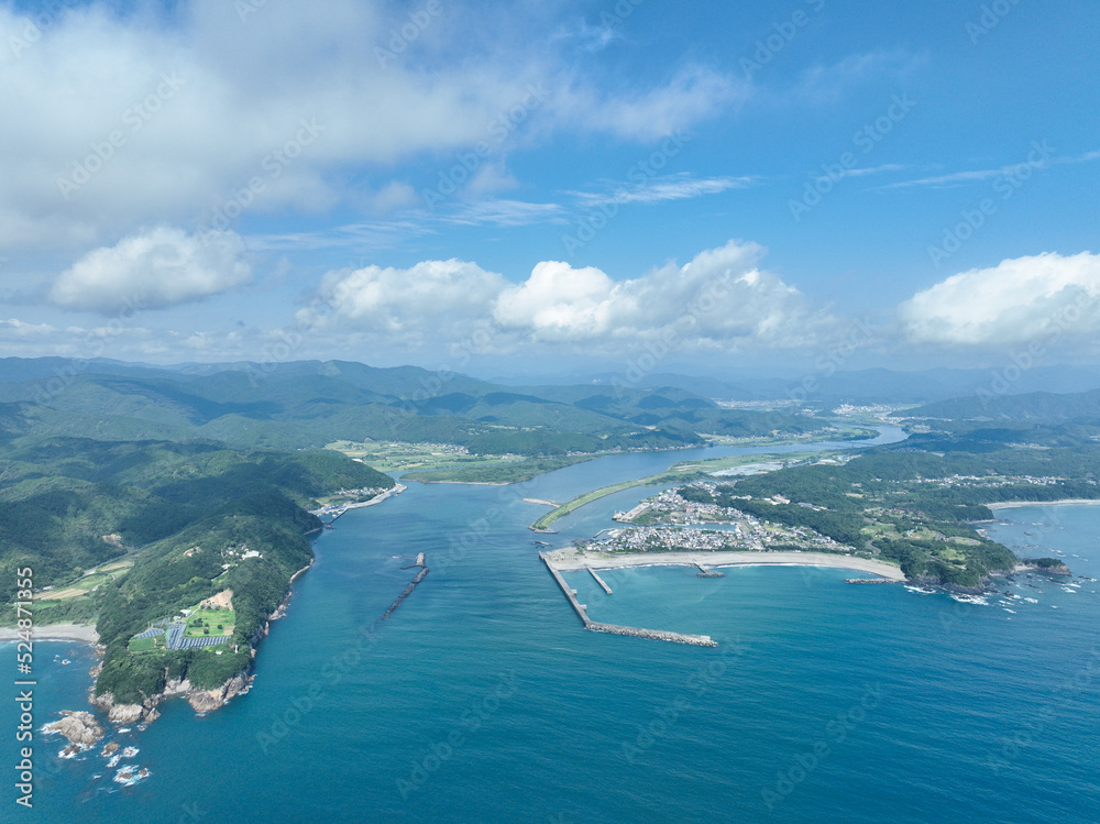 Obraz premium 高知県四万十市 四万十川 最下流の風景