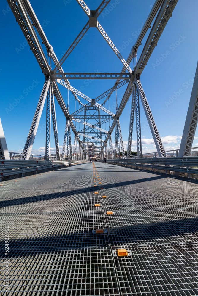 Obraz premium desenhos geométricos criados pela estrutura da ponte Hercílio Luz da cidade de Florianópolis estado de Santa Catarina Brasil florianopolis