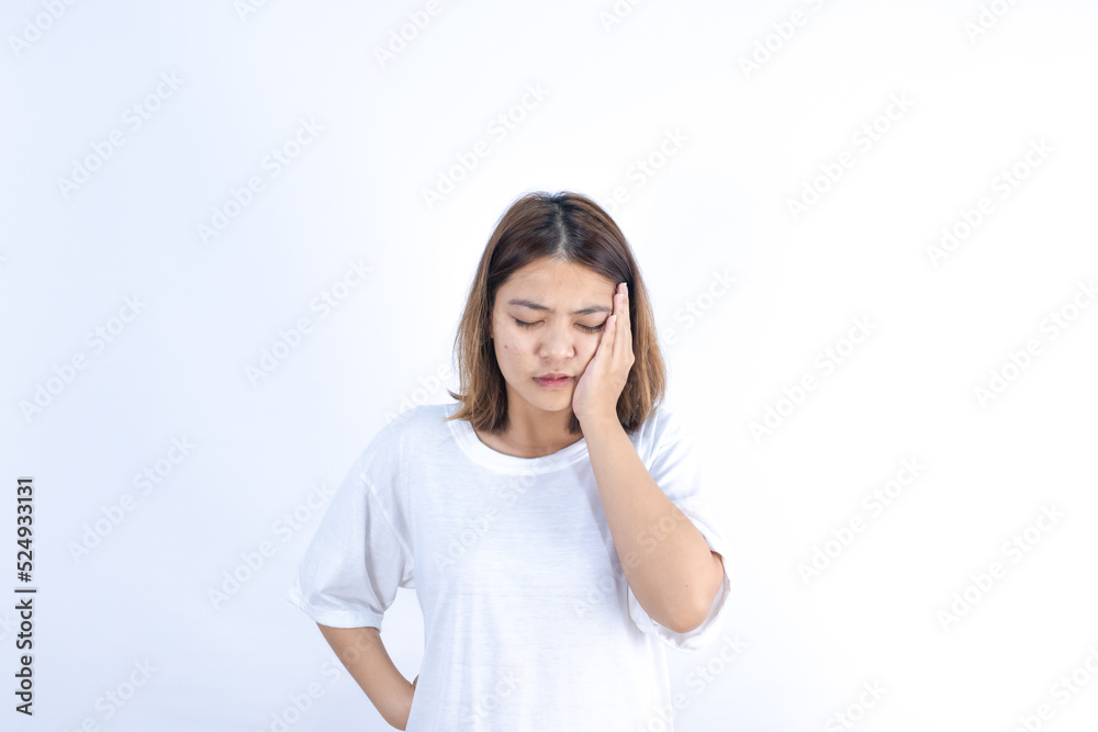 Asian woman has toothache and gingivitis, health problems Asian woman has toothache and gingivitis, health problems