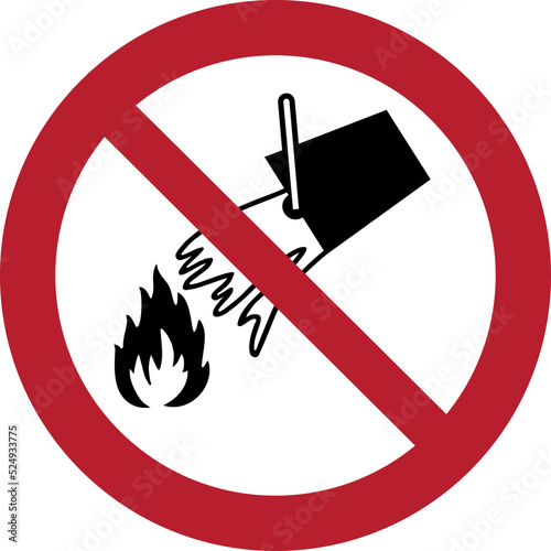 ISO 7010 P011 – Do not extinguish with water