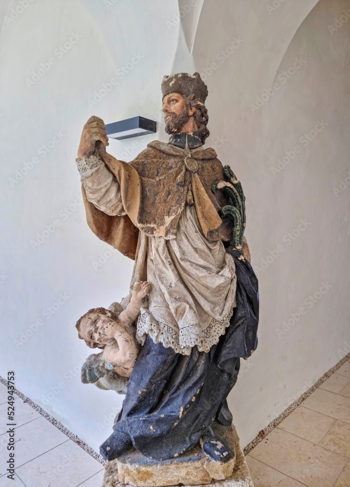 Fototapeta premium Mariahilfer church interior, famous attraction situated in the historic city center of Graz, Styria region, Austria