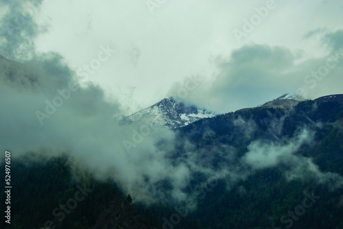 clouds over the mountains © SUSMIT