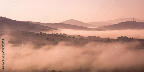 Misty morning in the mountains © Mariusz