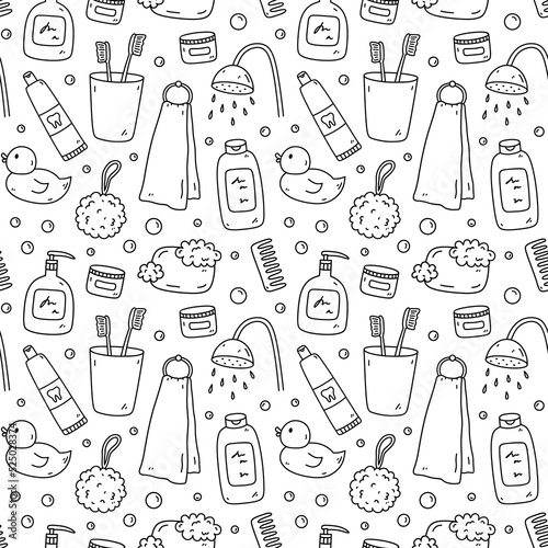 Vetor de Seamless pattern with bath accessories - shampoo, rubber duck,  loofah, soap, cream, towel, toothpaste, toothbrush. Vector hand-drawn  illustration in doodle style. Perfect for print, wrapping paper. do Stock