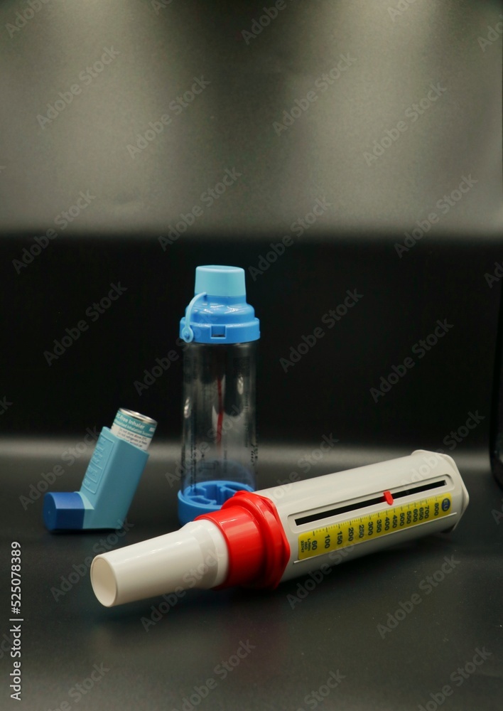 A peak flow meter and inhaler medicine with spacer device. . Peak flow