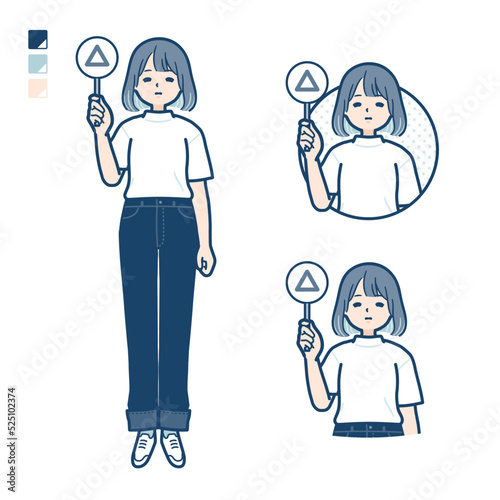 Tシャツを着た若い女性が三角印パネルを出すイラスト