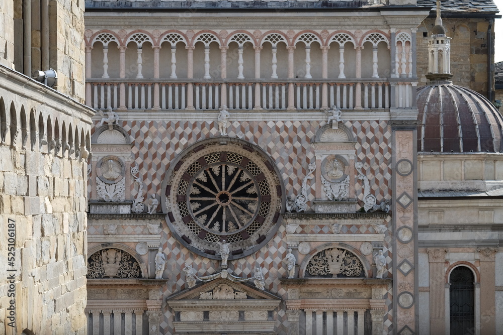 Duomo di Bergamo rosone
