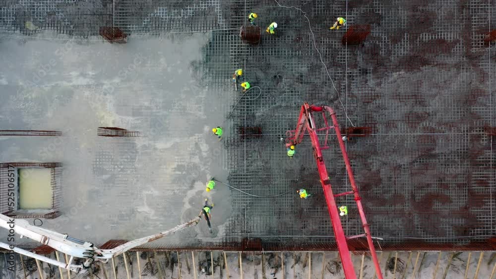 pouring concrete with double pump 