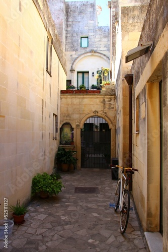 Italy  Lecce  Small Salento courtyard.