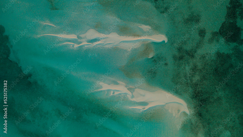 Fototapeta premium Aerial view of sand bar Exuma, Bahamas