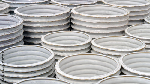 weiße Keramiktöpfe - white ceramic pots