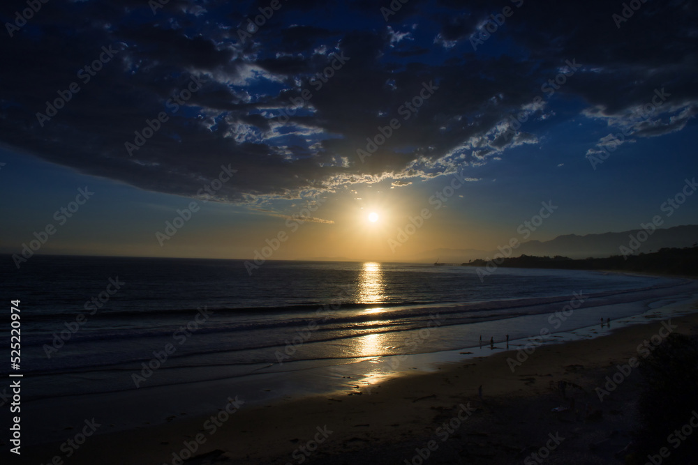 Fototapeta premium Summer sunset at Rincon point in California
