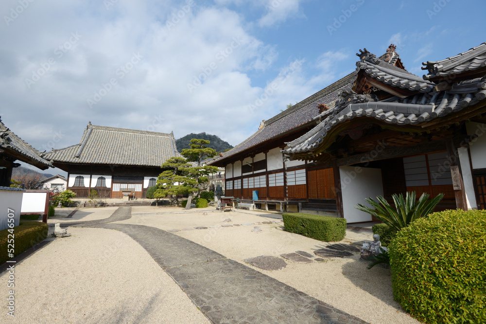 備中高梁　頼久寺　玄関と薬師堂　岡山県高梁市