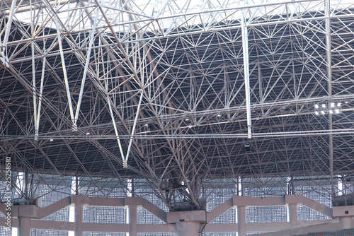 construction of supporting frame for the roof of the jakarta international stadium