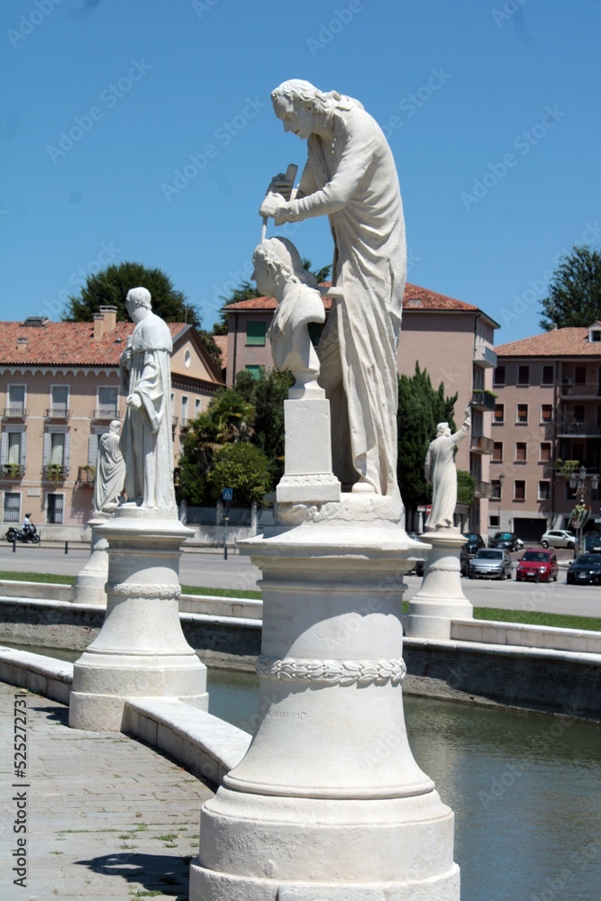 Statues at Prato della Valle, Padova