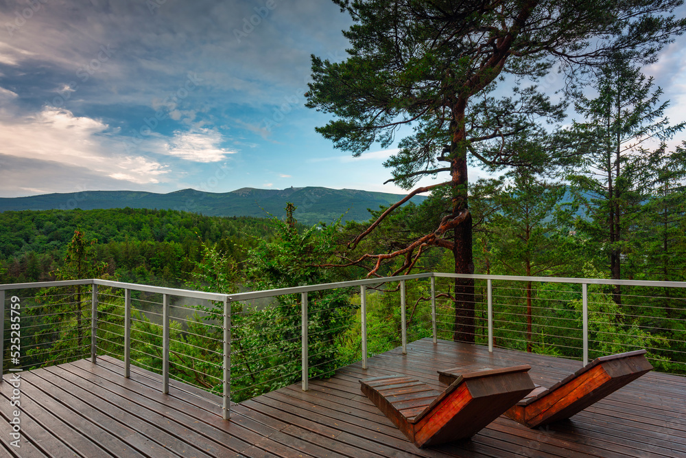 Fototapeta premium Panorama of the Karkonosze Mountains in Poland at dawn.