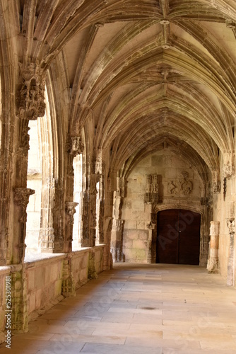 Cloître de la cathédrale Saint-Étienne de Cahors © Lauan
