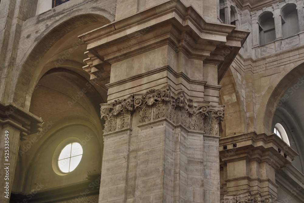 Obraz premium Interno Duomo di Pavia