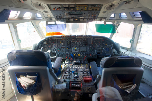 Fototapeta Naklejka Na Ścianę i Meble -  Control panel of an old passenger airplane cockpit.