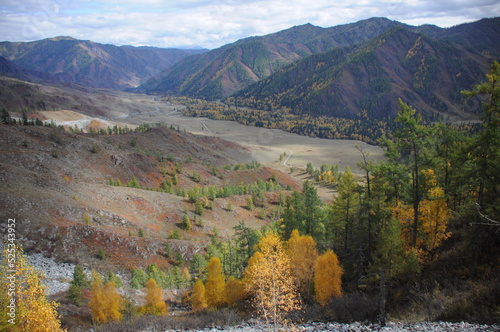 Picturesque landscape of Altay mountains ridge in autumn season, Chike-Taman mountain pass