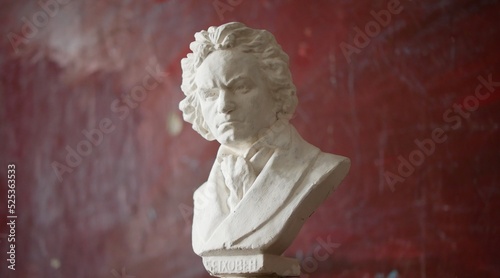 Quadro su tela sculpture of Beethoven