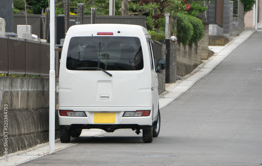 Fototapeta premium 道路の左側端 駐停車